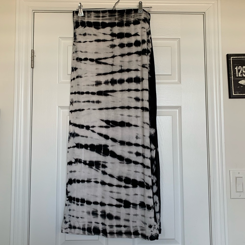 TIE DYE MAXI SKIRT